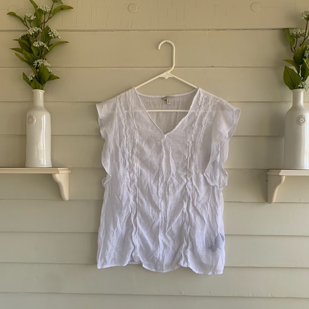 Lucky Brand White Semi Sheer Flutter Sleeve Top Size Medium
